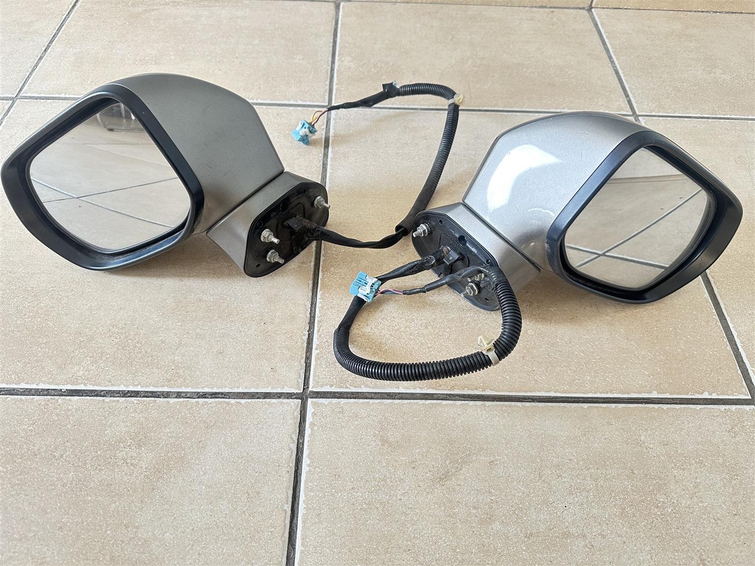 2010 Honda Civic Side View Mirror - Private Seller 2010 Honda Civic Side View Mirror - Private Seller