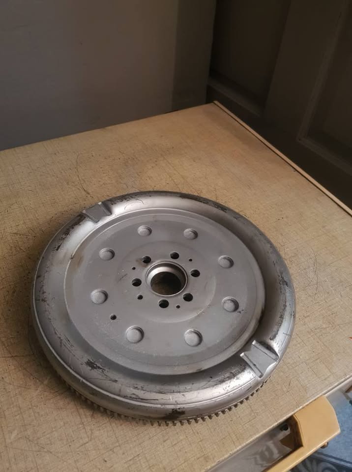 VW OR AUDI A3 LUK DUEL MASS FLYWHEEL FORSALE - Private Seller
