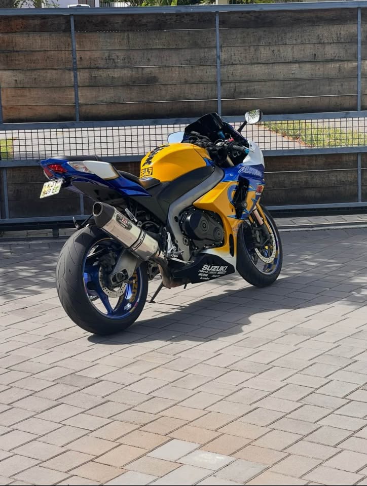 Used Suzuki GSXR1000K8 - Private Seller Used Suzuki GSXR1000K8 - Private Seller