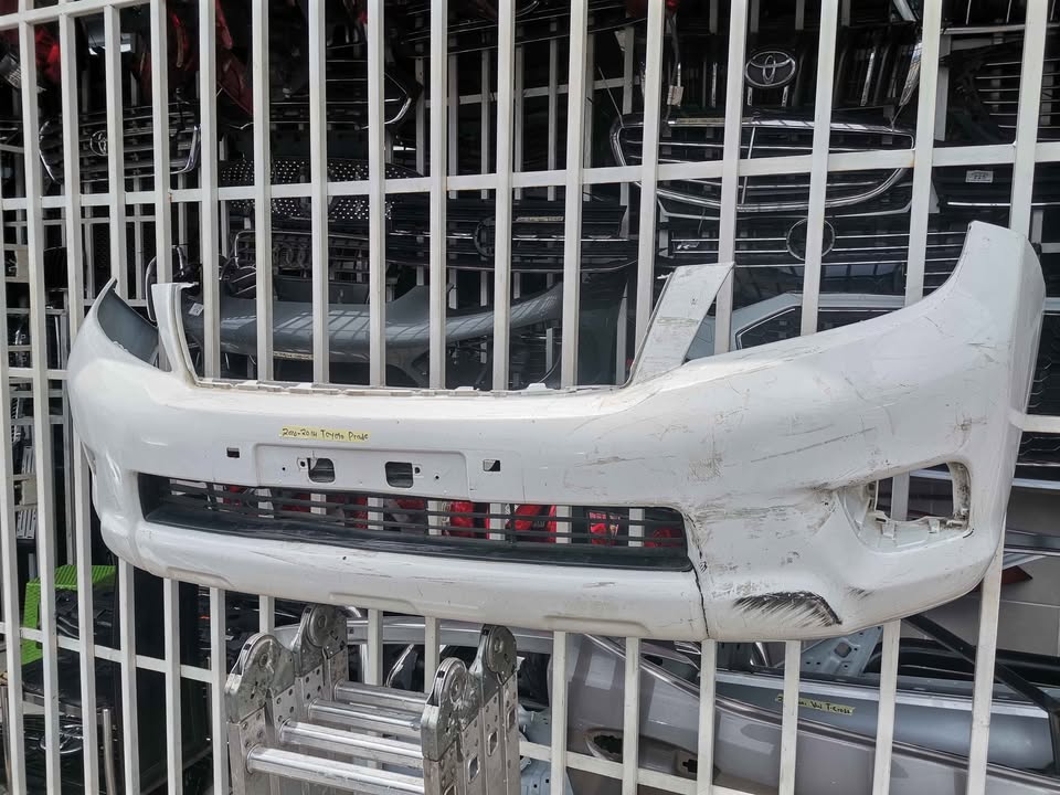 Toyota Prado front bumper 2010-2014 - Private Seller Toyota Prado front bumper 2010-2014 - Private Seller