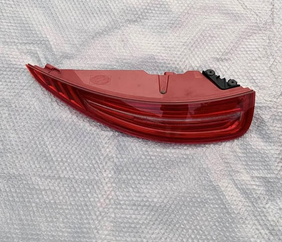 Porsche 911 Turbo 991 Carrera S Carrera 4 1st Genuine LED Tail Lamp taillight - Private Seller Porsche 911 Turbo 991 Carrera S Carrera 4 1st Genuine LED Tail Lamp taillight - Private Seller