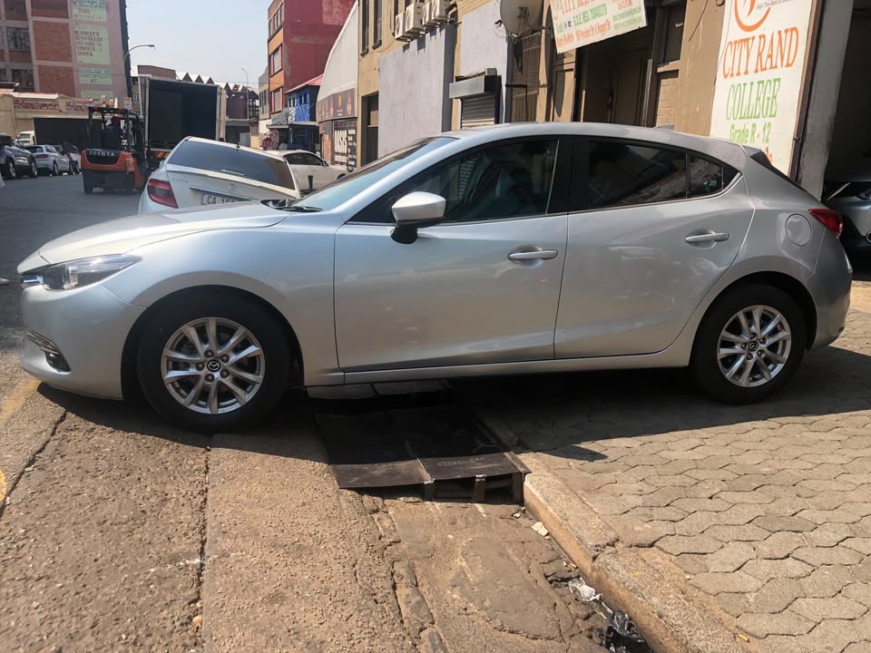 2018 Mazda 3 1.6