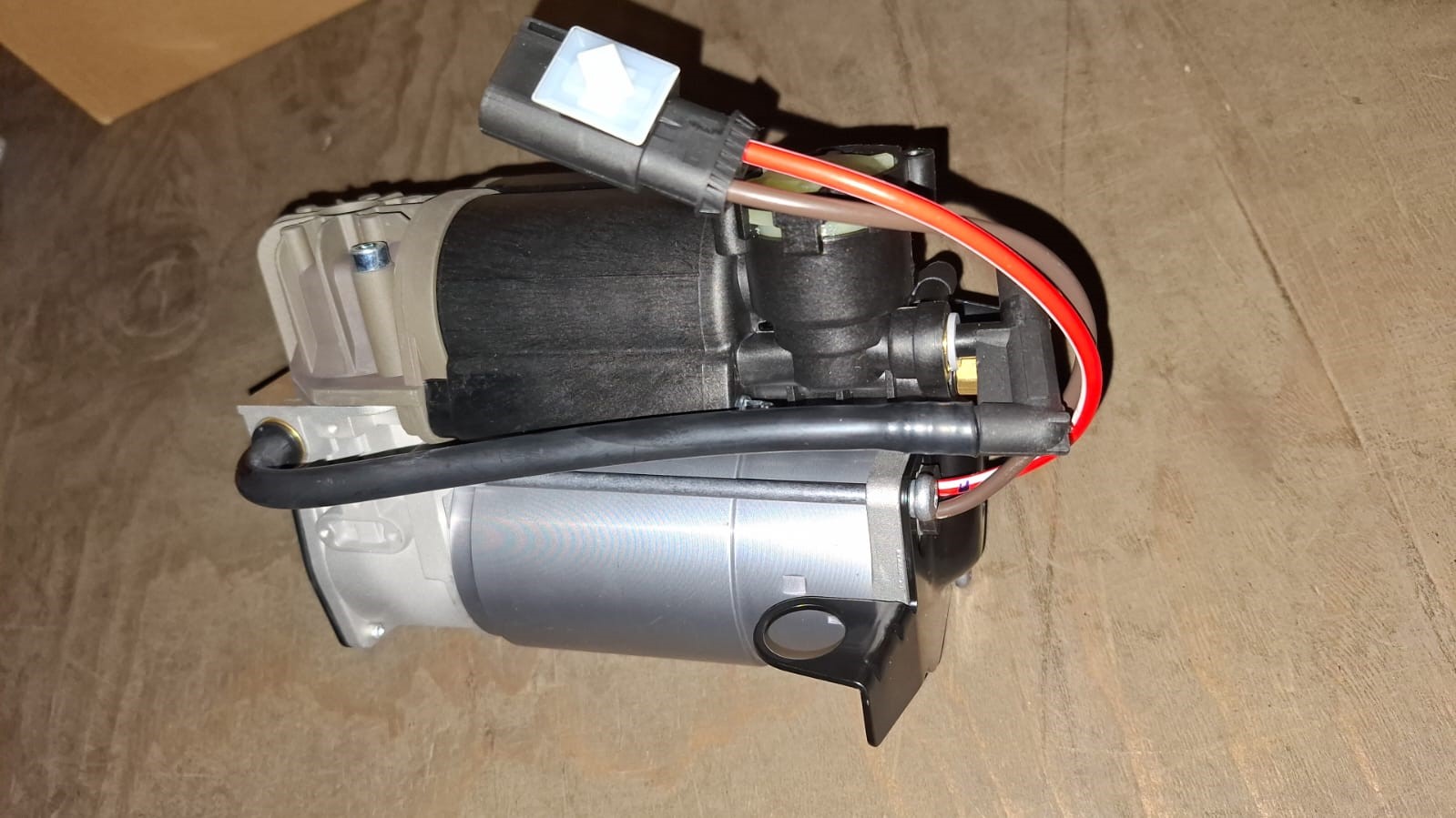 Mercedes W220 Air Suspension Pump for Sale – Brand New