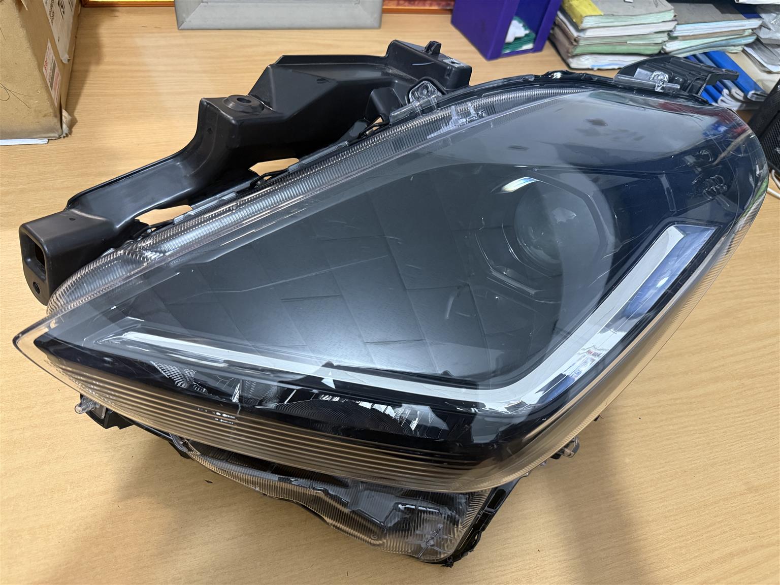 2025 Suzuki Swift Headlight - Private Seller 2025 Suzuki Swift Headlight - Private Seller