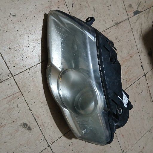 vw passat headlight - Private Seller vw passat headlight - Private Seller