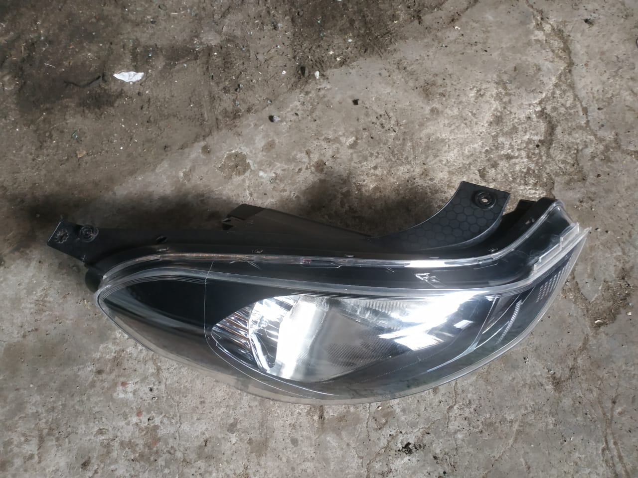 2023 Onwards Hyundai i10 grand headlight / head lamp for sale - Private Seller