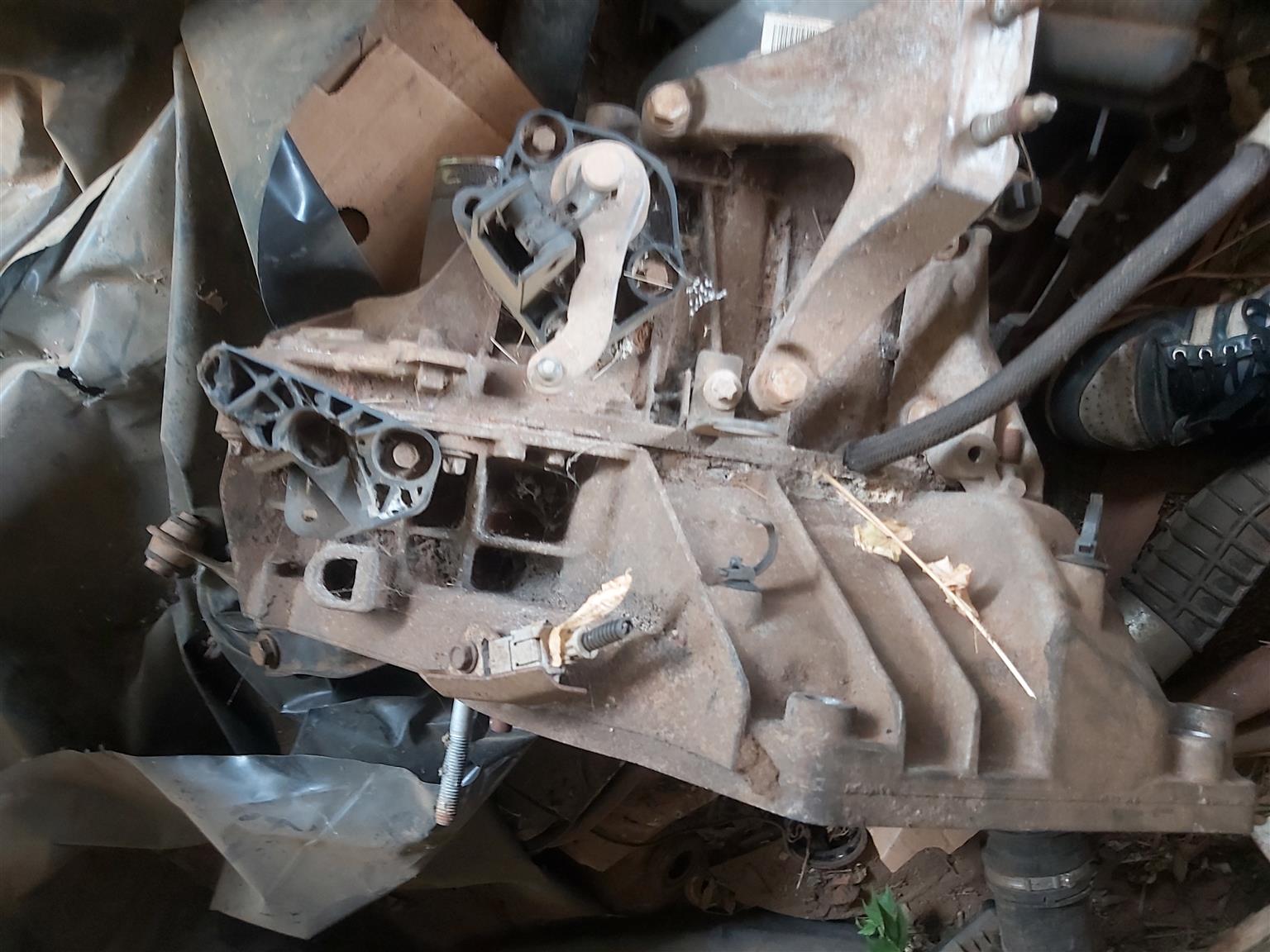 Renault sandero 2 gearbox - Private Seller