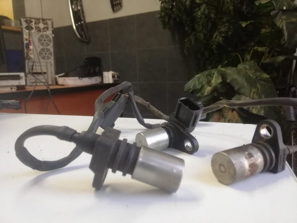 VOLVO CRANK / SPEED SENSOR FOR SALE - Private Seller