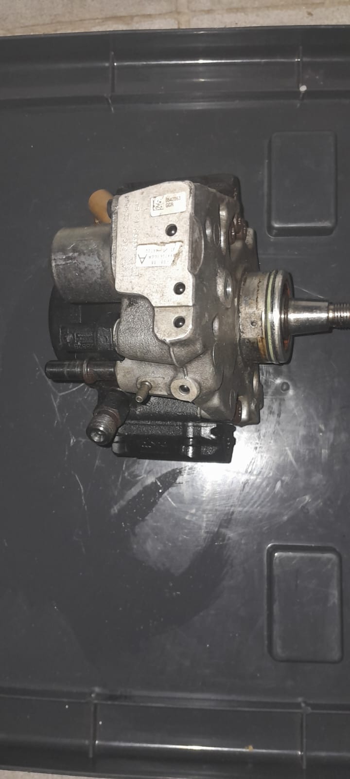 Hyundai H1 2.5 Delphi diesel pump for sale - Private Seller Hyundai H1 2.5 Delphi diesel pump for sale - Private Seller