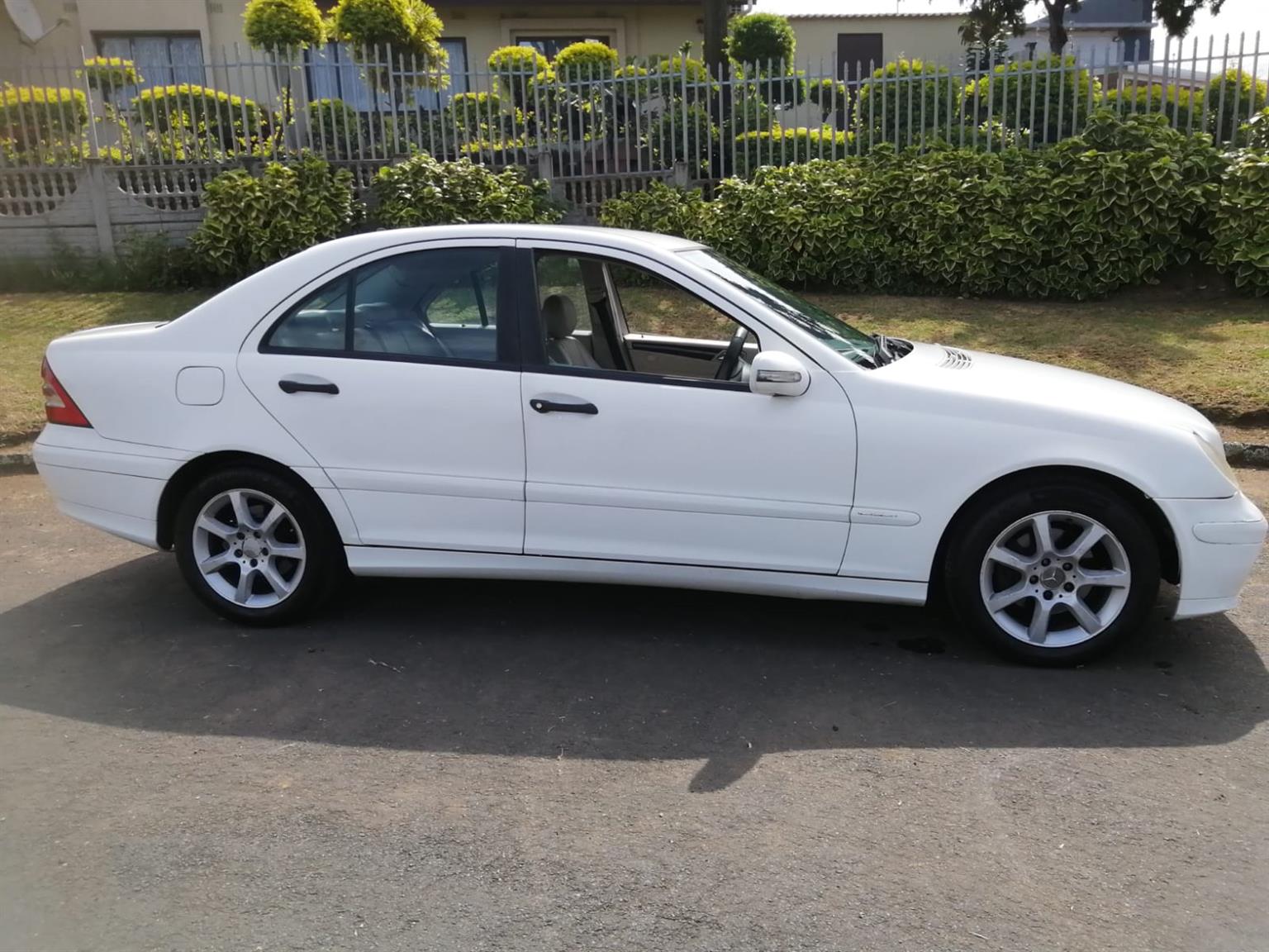 Mercedes C180 Compressor Automatic Mercedes C180 Compressor Automatic