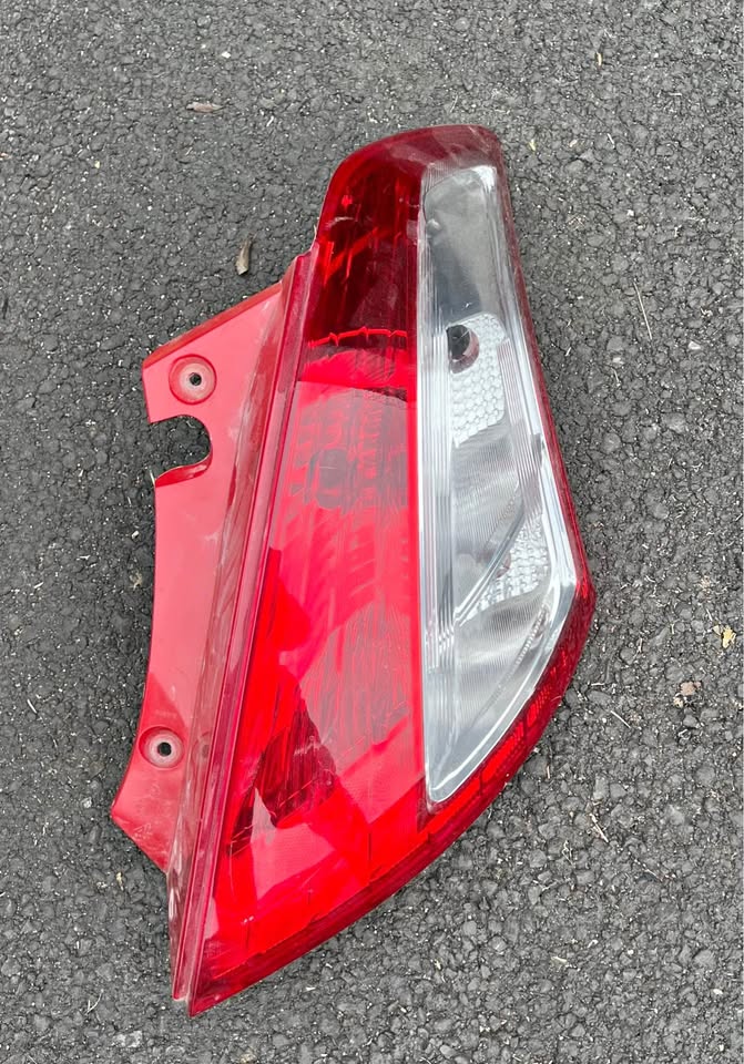 Suzuki Swift taillight 2011 - Private Seller Suzuki Swift taillight 2011 - Private Seller