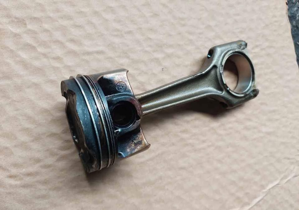 Bmw Mini Cooper B38 1.5i Piston + Conrod - Private Seller
