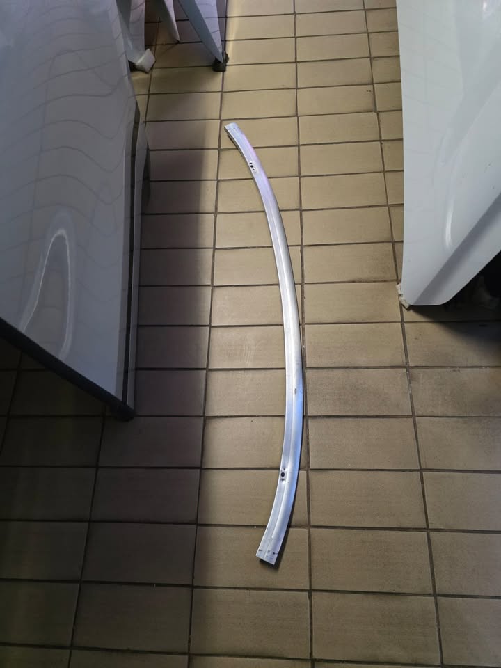 2021 BMW 1SERIES FRONT REINFORCER BUMPER LOWER SECTION