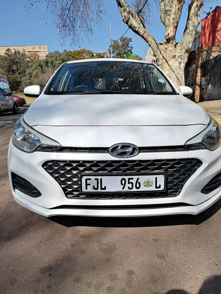 2020 HYUNDAI I20 MANUAL TRANSMISSION 1.2 MOTION IN EXCELLENT CONDITION