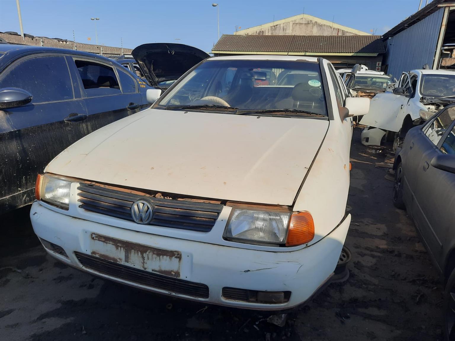 1998 VW Polo Classic 1.8i - Stripping for Spares.