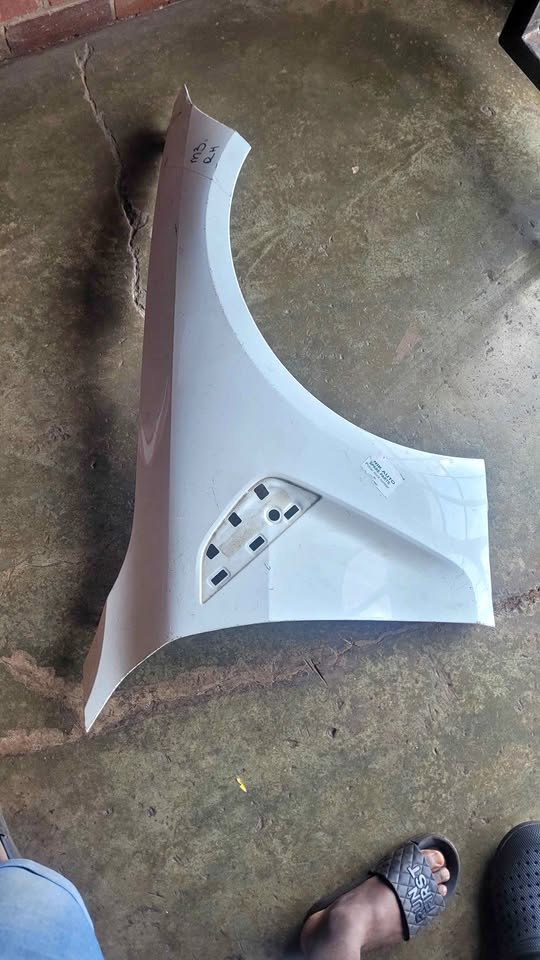 BMW G80 M4 Right side Fender - Private Seller BMW G80 M4 Right side Fender - Private Seller