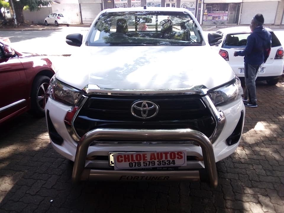2020 TOYOTA HILUX 2.4 GD6 SINGLE CAB MANUAL WHITE COLOR SERVICE BOOK SPAREKEY PDC SENSORS 112000k
