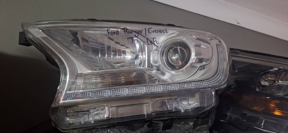 Ford everest headlights available