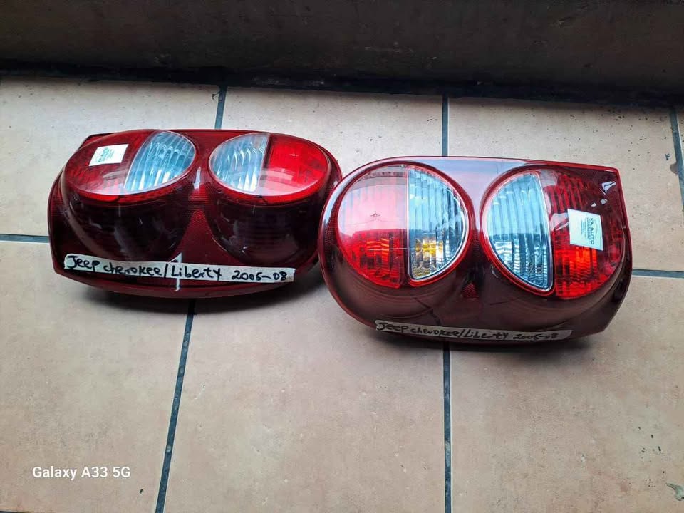 Jeep Cherokee / liberty taillight both sides - Private Seller Jeep Cherokee / liberty taillight both sides - Private Seller