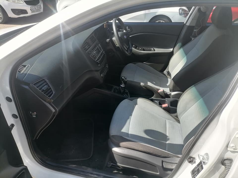2016 Hyundai i20 1.4 Fluid with a leather interior Sport