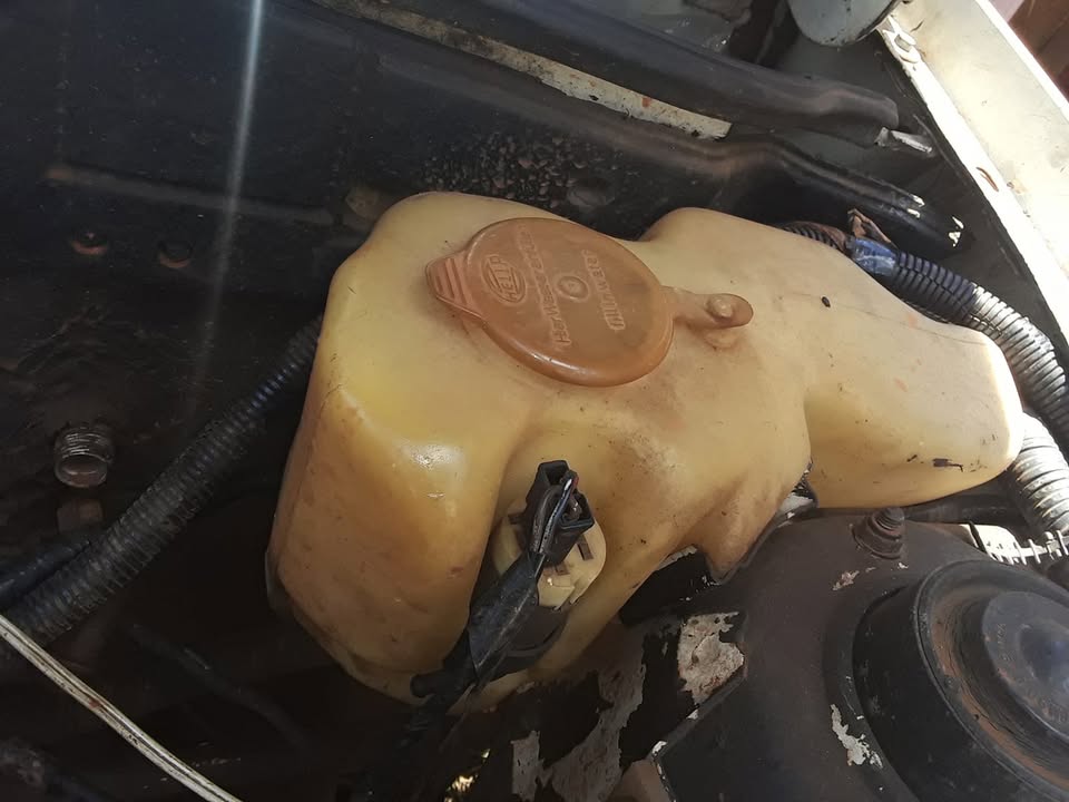 Opel Monza wiper water bottle - Private Seller