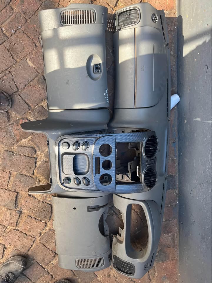 MAHINDRA scorpio 2.2mhawk complete dash for sale - Private Seller