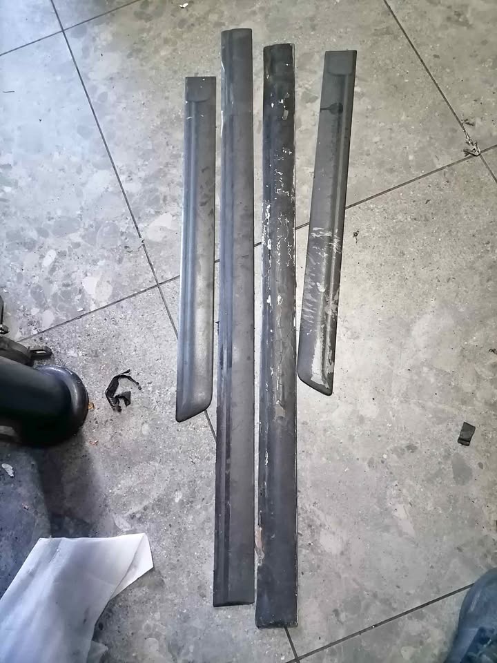 Toyota Corolla Rxi door beadings
