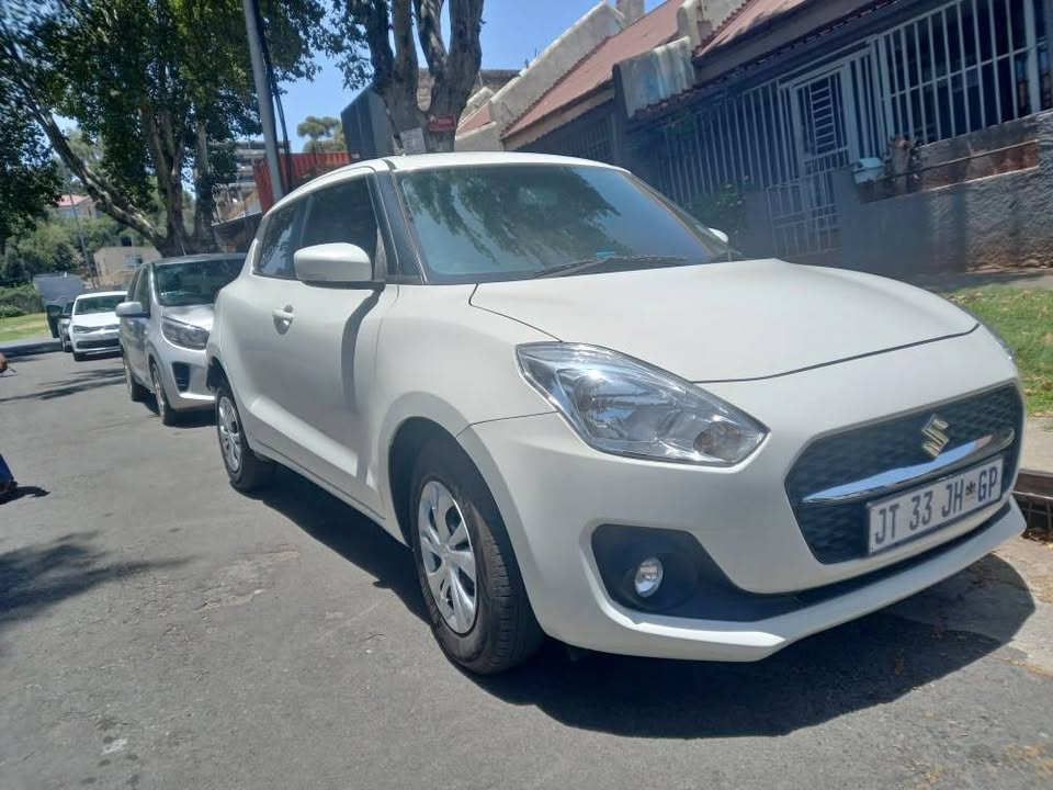 2020 Suzuki Swift 1.2 Petrol, Automatic, Silver Color, Mileage 68000kms
