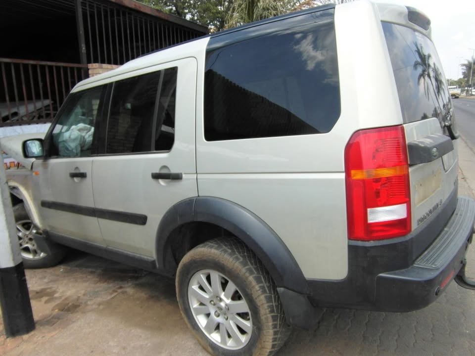 Land Rover Discovery 3 TDV6 - Stripping for Spares | AUTO EZI - Private Seller Land Rover Discovery 3 TDV6 - Stripping for Spares | AUTO EZI - Private Seller