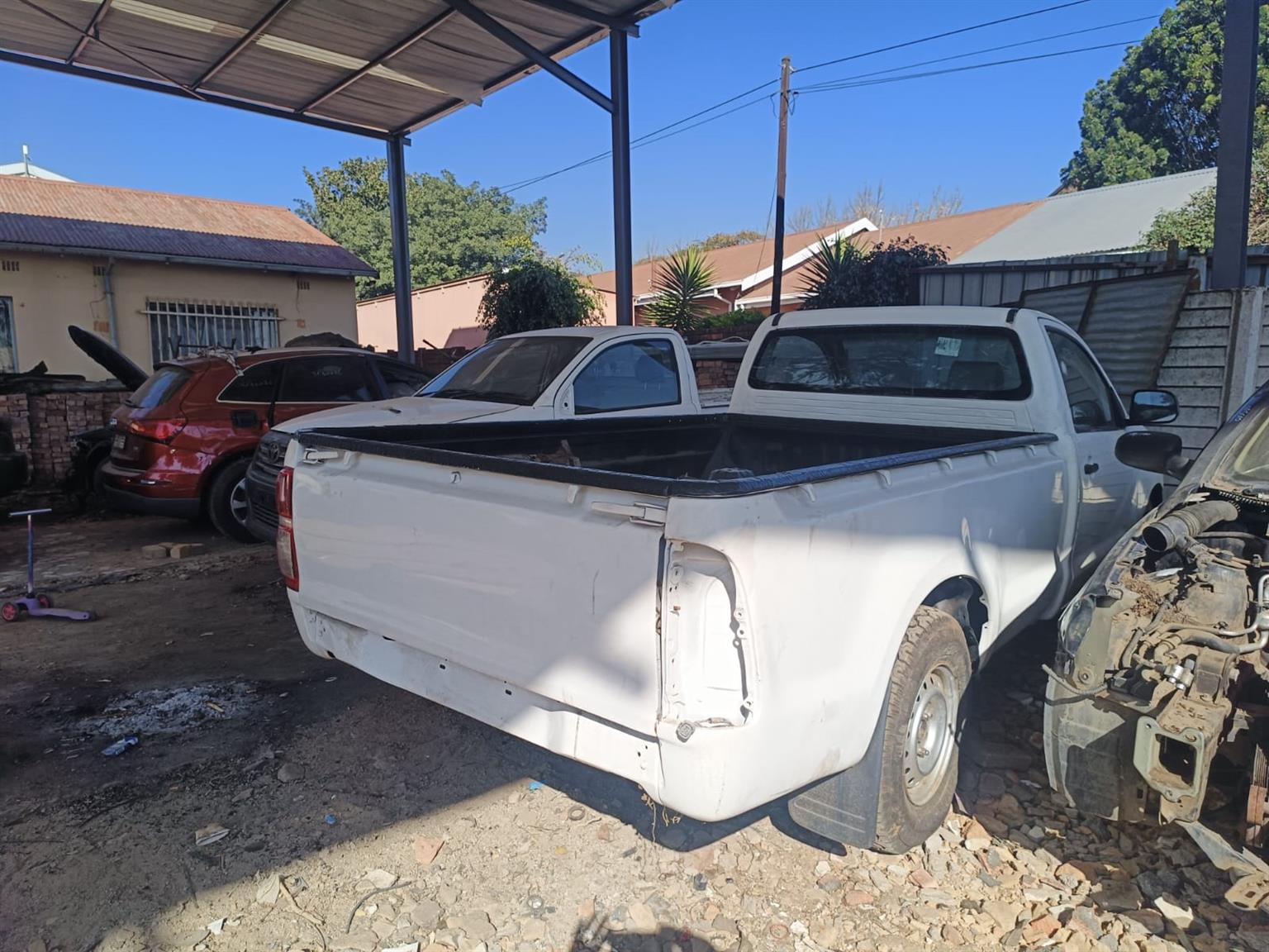 2008 TOYOTA HILUX STRIPPING FOR SPARES!!!! - Private Seller