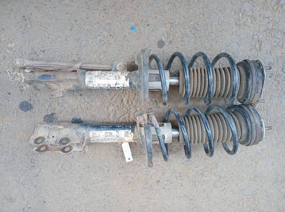 2009 up ford fiesta front shock n spring for sale - Private Seller 2009 up ford fiesta front shock n spring for sale - Private Seller