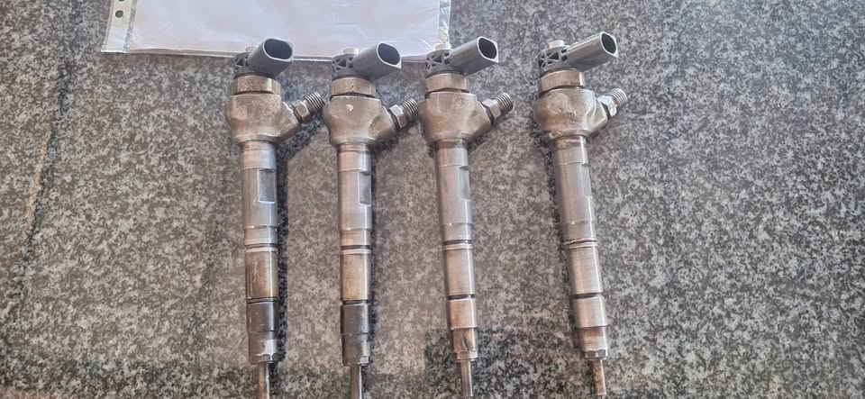VW Amarok 03L Injectors For Sale - Private Seller