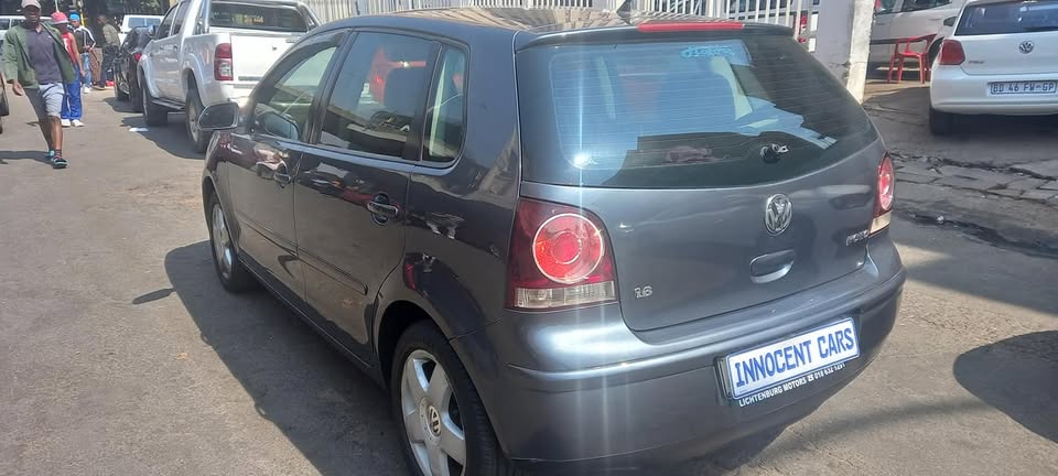 USED 2011 VW POLO BUGJWA 1.6, AUTOMATIC, GREY COLOUR , 83000KM, ACCIDENT FREE