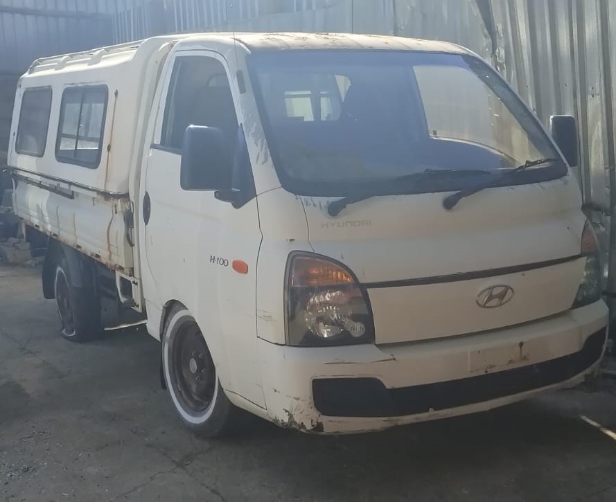 2009 HYUNDAI H100 2.6 DIESEL MANUAL STRIPPING FOR SPARES