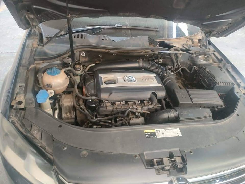 Vw passat 2013 stripping for spares