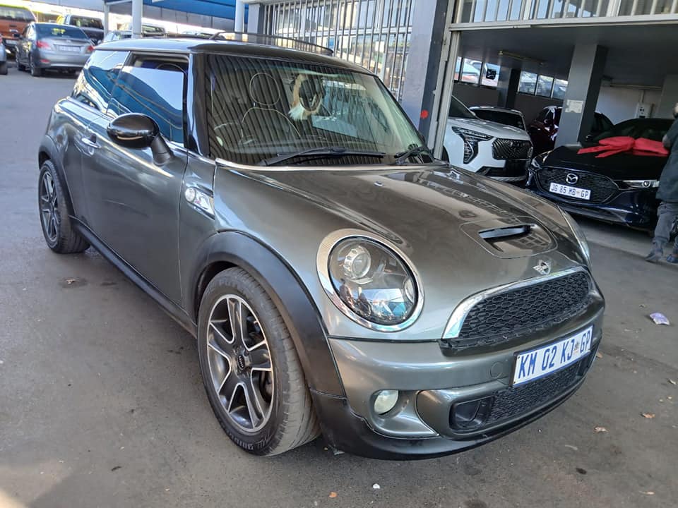 2014 MINI COOPER S 2.0 SPORT 3DOOR MANUAL