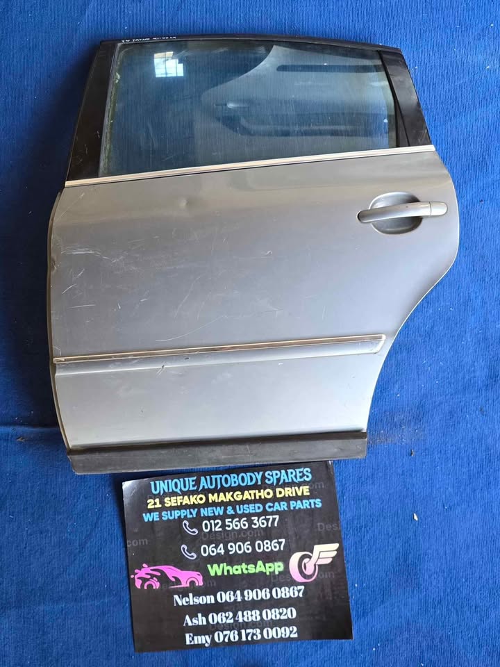VW Passat 1997 - 2005 Left Rear Door - Private Seller