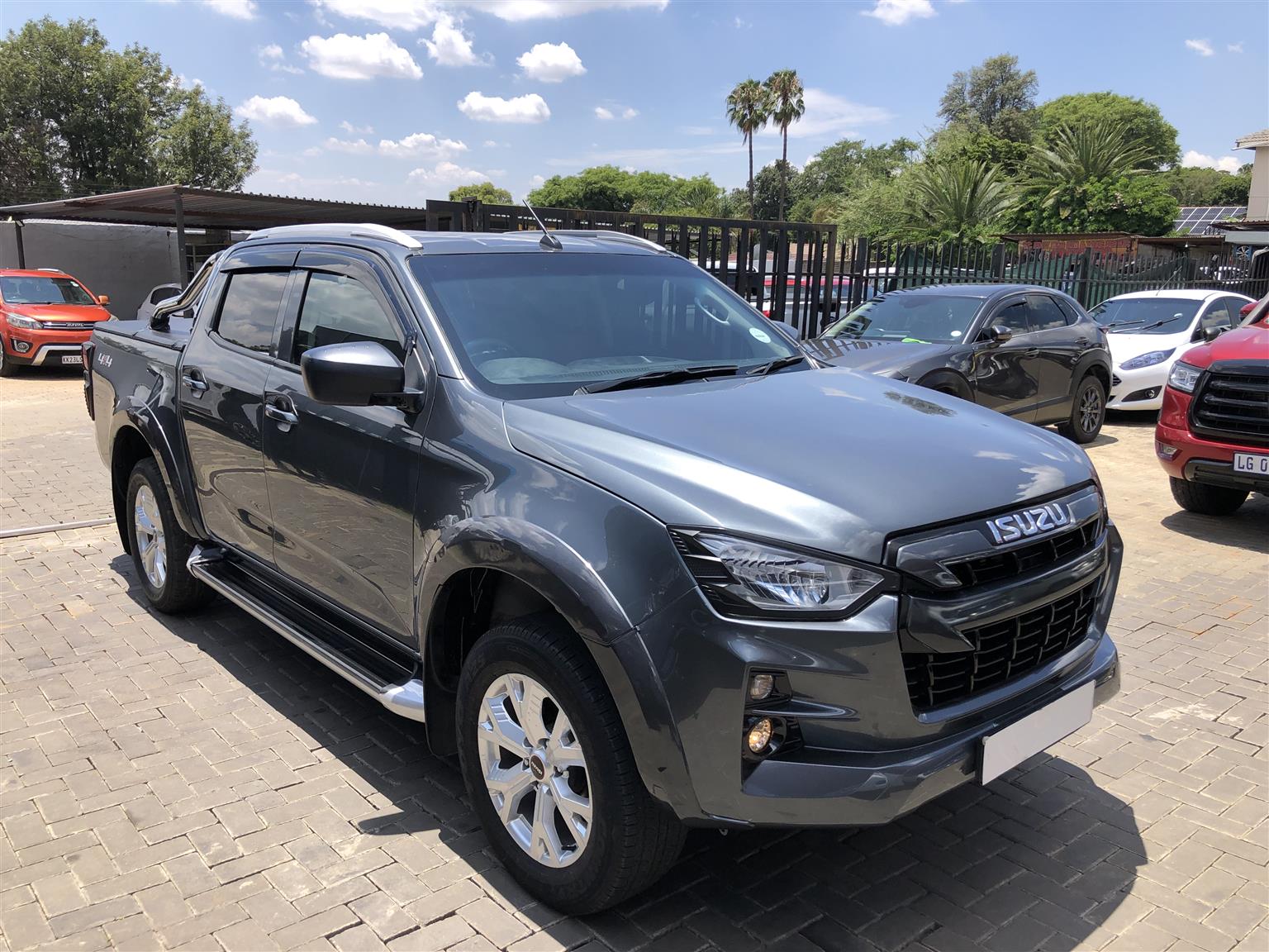 Used 2023 Isuzu D-Max 300 3.0TD double cab 4x4 LX Arctic Trucks AT 35 - Private Seller Used 2023 Isuzu D-Max 300 3.0TD double cab 4x4 LX Arctic Trucks AT 35 - Private Seller