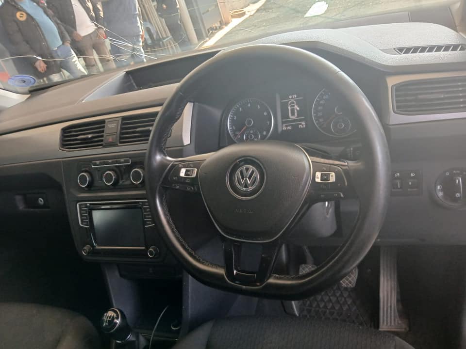 2019 VW CADDY 1.0 MANUAL