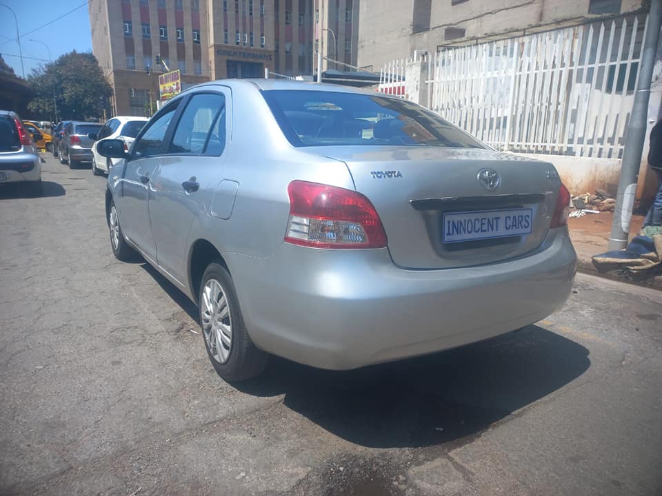 2007 TOYOTA YARIS SEDAN T3 PETROL, SILVER COLOUR, MANUAL, MILEAGE 96000KM