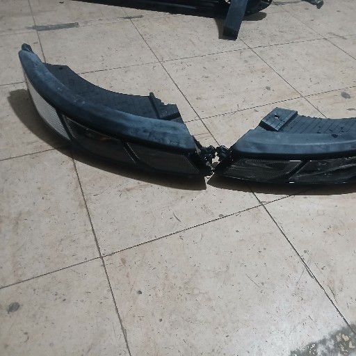 Hyundai venue headlight - Private Seller Hyundai venue headlight - Private Seller