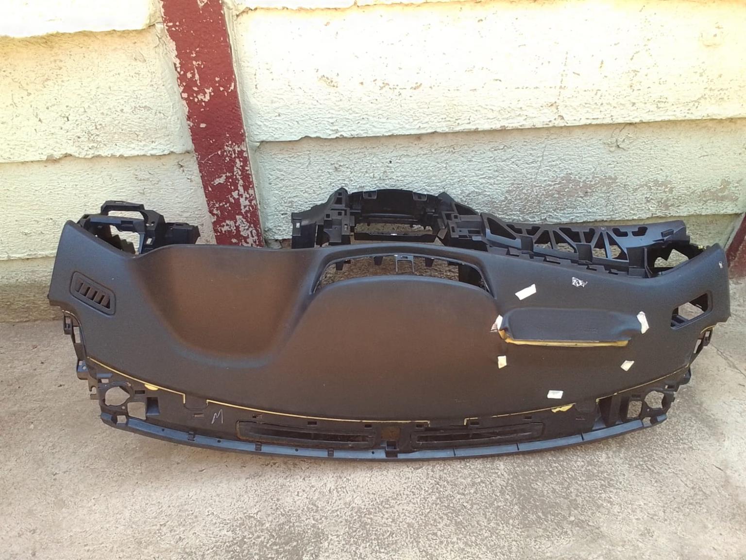Polo 6 OEM dashboard,the dashboard, - Private Seller Polo 6 OEM dashboard,the dashboard, - Private Seller