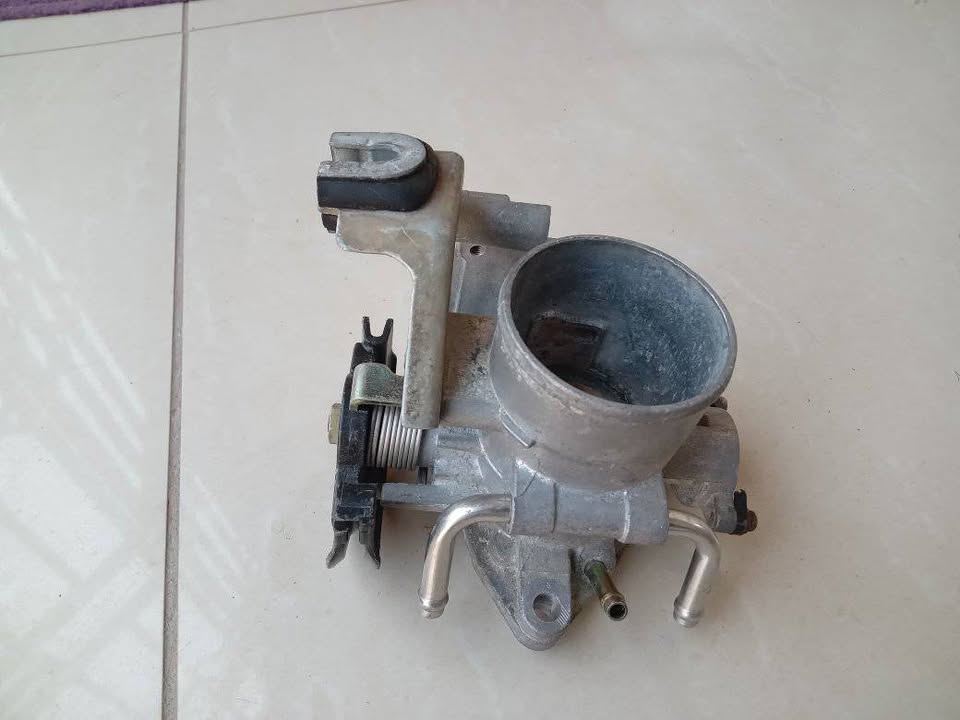 Toyota Rav 4 16Valve 2.0 Throttle Body - Private Seller Toyota Rav 4 16Valve 2.0 Throttle Body - Private Seller
