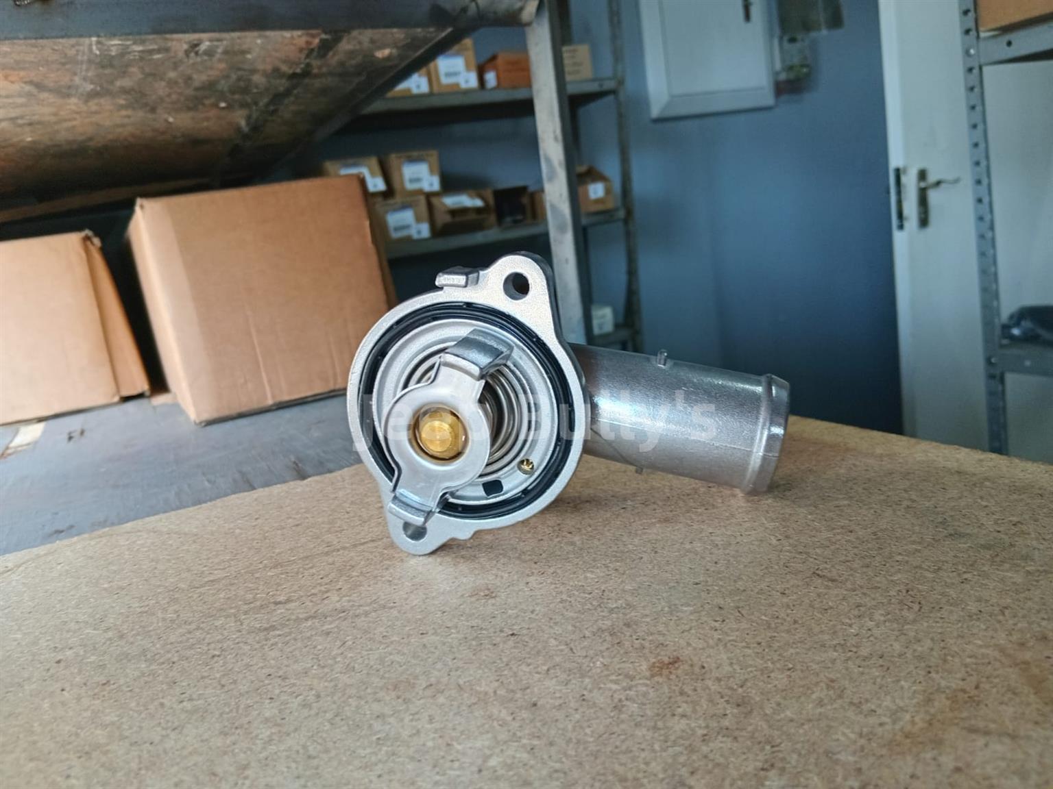 Aluminium 3.6 Thermostat For Dodge In Stock - Private Seller Aluminium 3.6 Thermostat For Dodge In Stock - Private Seller