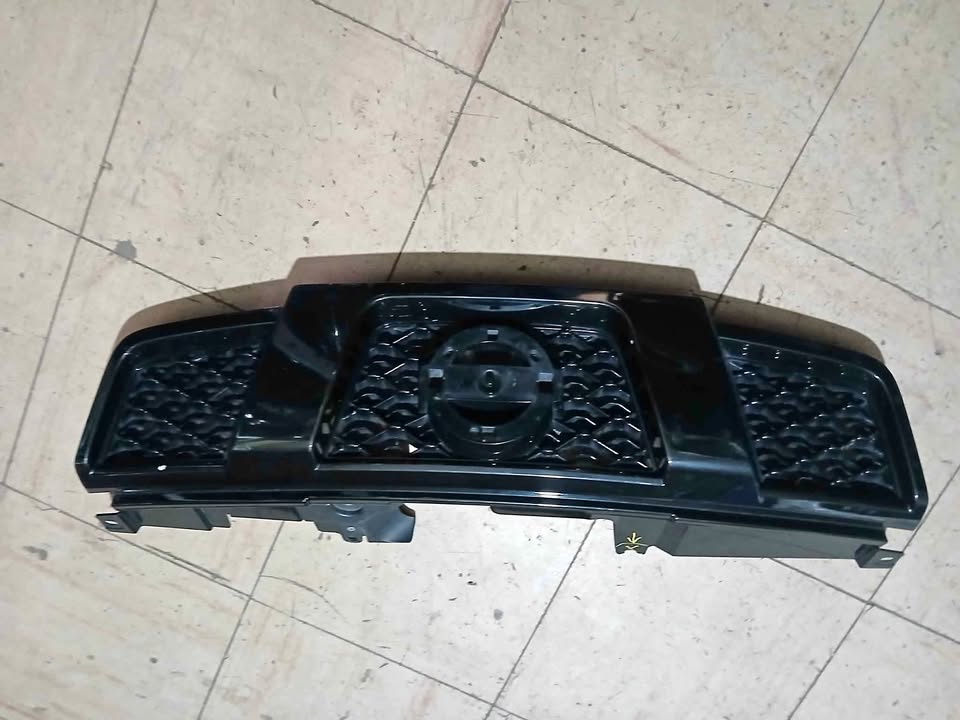 Nissan xtrail grill - Private Seller Nissan xtrail grill - Private Seller