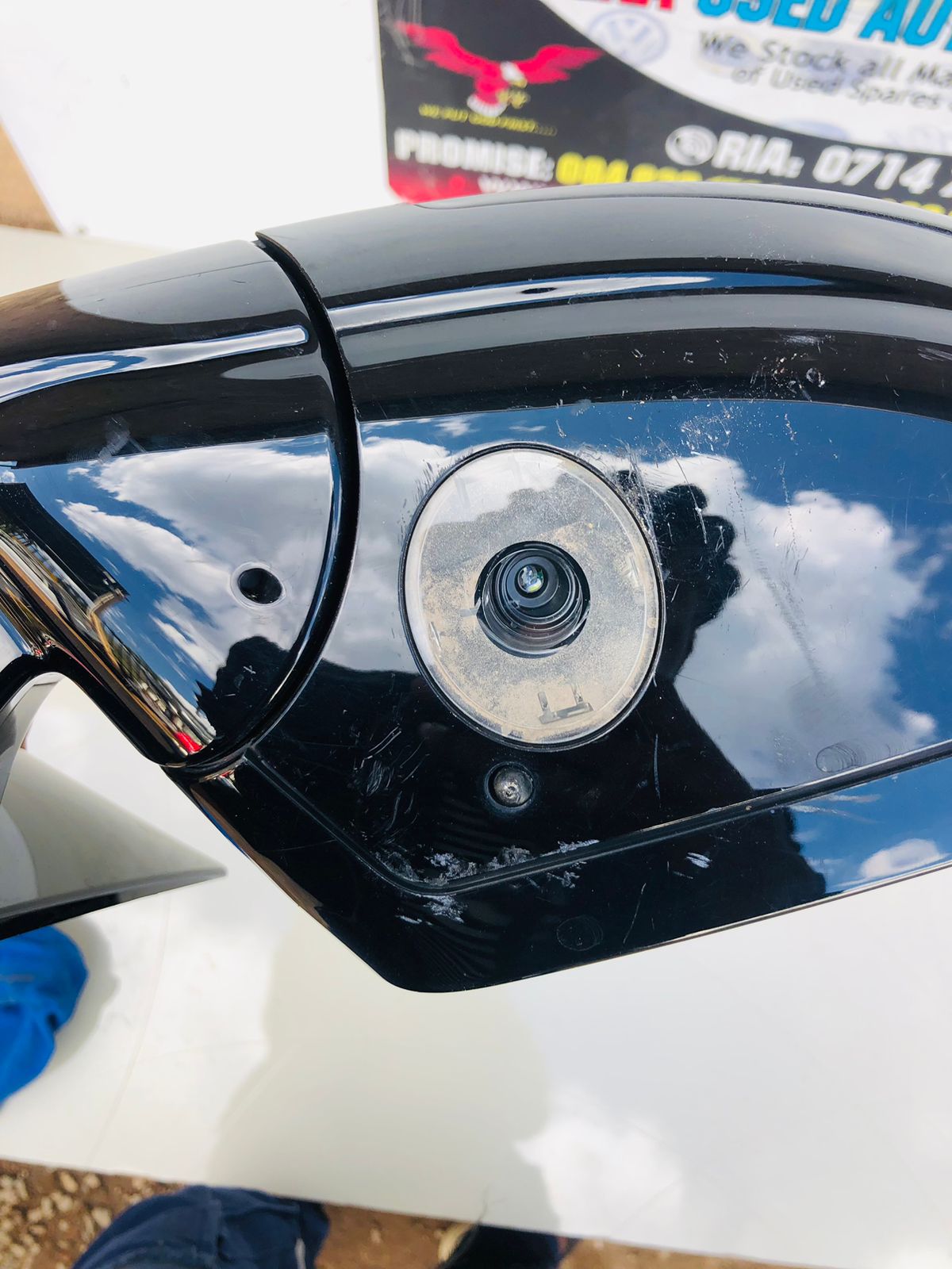 Range Rover Evoque L551 left side electronic mirror with camera - Private Seller Range Rover Evoque L551 left side electronic mirror with camera - Private Seller