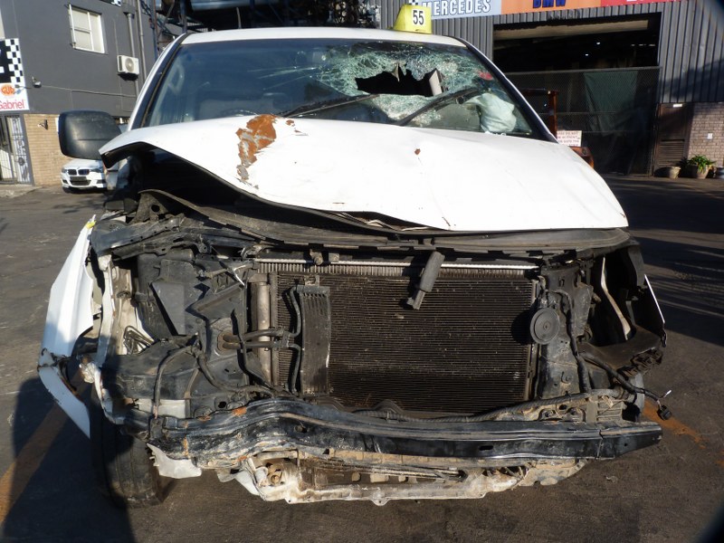 Hyundai H-1 2.5 AT White - 2014 STRIPPING FOR SPARES - Private Seller Hyundai H-1 2.5 AT White - 2014 STRIPPING FOR SPARES - Private Seller