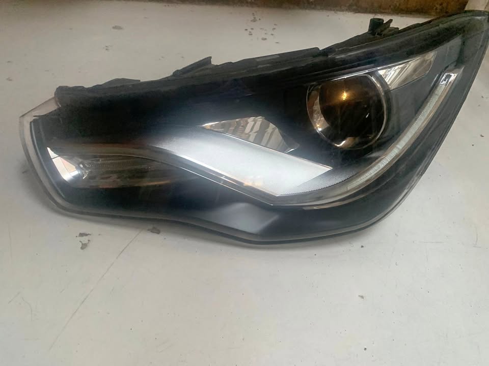 Audi A1 Preface xenon Headlight - Private Seller Audi A1 Preface xenon Headlight - Private Seller