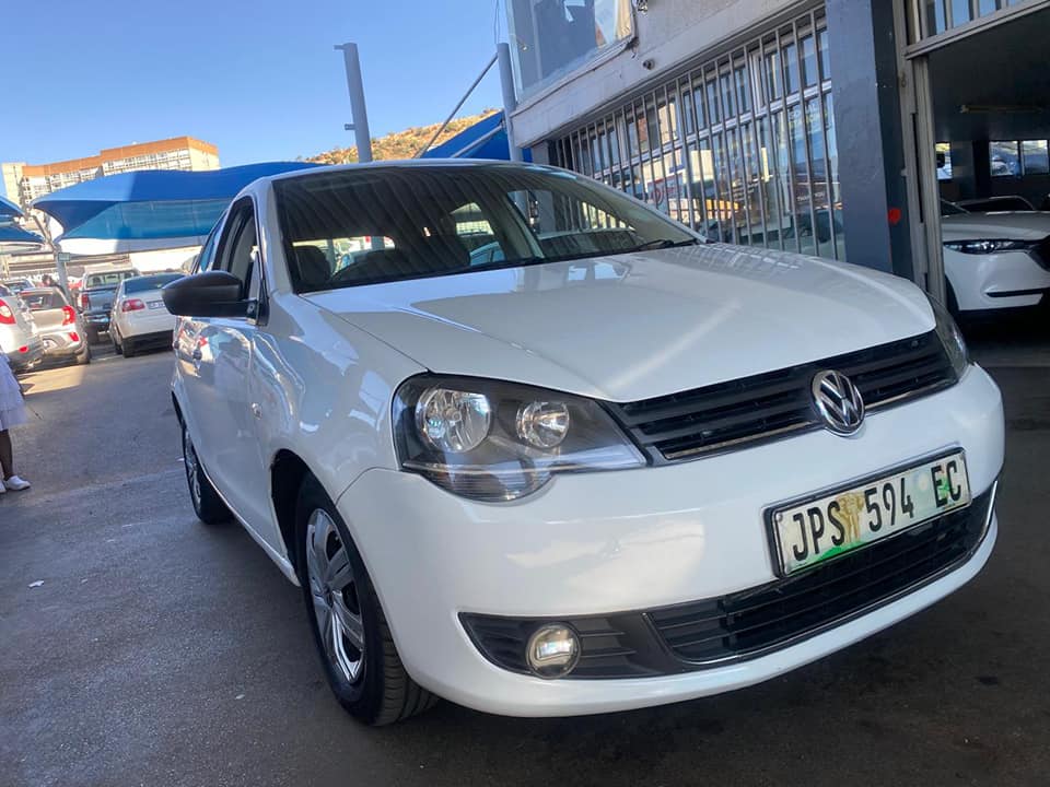 2017 VW POLO VIVO 1.4 HATCH MANUAL