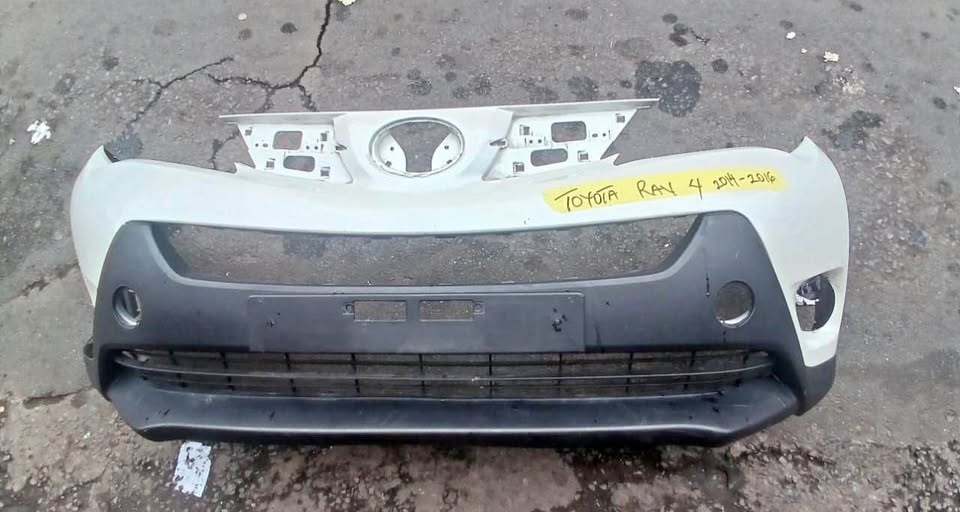 Toyota RAV4 front bumper 2013/16 - Private Seller Toyota RAV4 front bumper 2013/16 - Private Seller